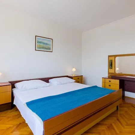 Blazi Apartment